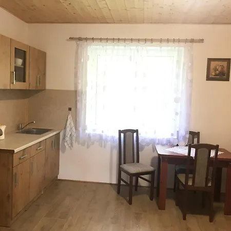 Διαμέρισμα Karhule Pravonin